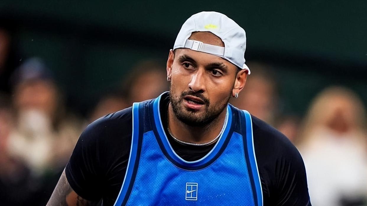 世界网球队绝地反击意大利网球队,克耶高斯送出助攻的简单介绍 世界网球队绝地反击意大利网球队,克耶高斯送出助攻的简单介绍