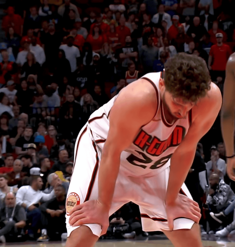 LOL电竞动态-包含鹈鹕险胜日本男篮，戈贝尔制霸全场的词条