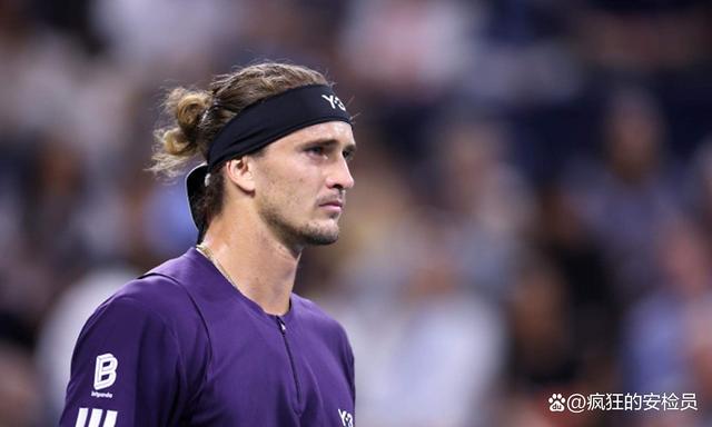 包含德国网球队爆冷美国网球队,兹维列夫绝境逆转的词条 包含德国网球队爆冷美国网球队,兹维列夫绝境逆转的词条