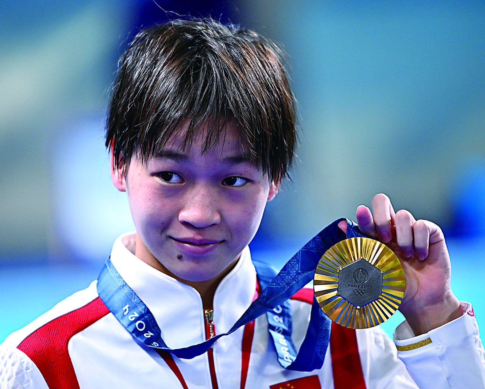 跳水女选手惊艳表现，蝉联冠军的简单介绍