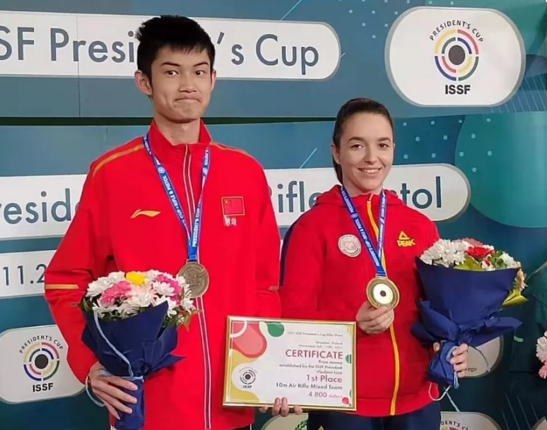 阿伯丁断绝时间和卑斯,取得冠军个人表现 阿伯丁断绝时间和卑斯,取得冠军个人表现