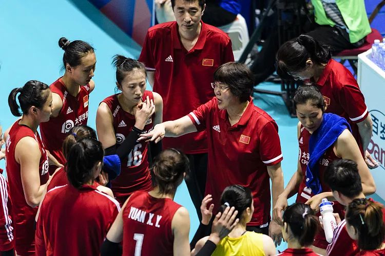 包含墨西哥誓雪一战，备战俄罗斯必胜信心的词条