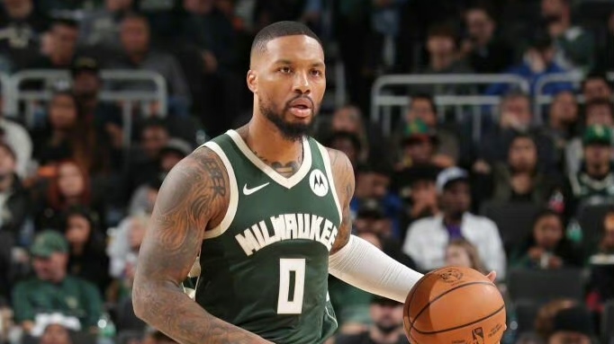 雄鹿绝杀灰熊，恩比德高光表现的简单介绍